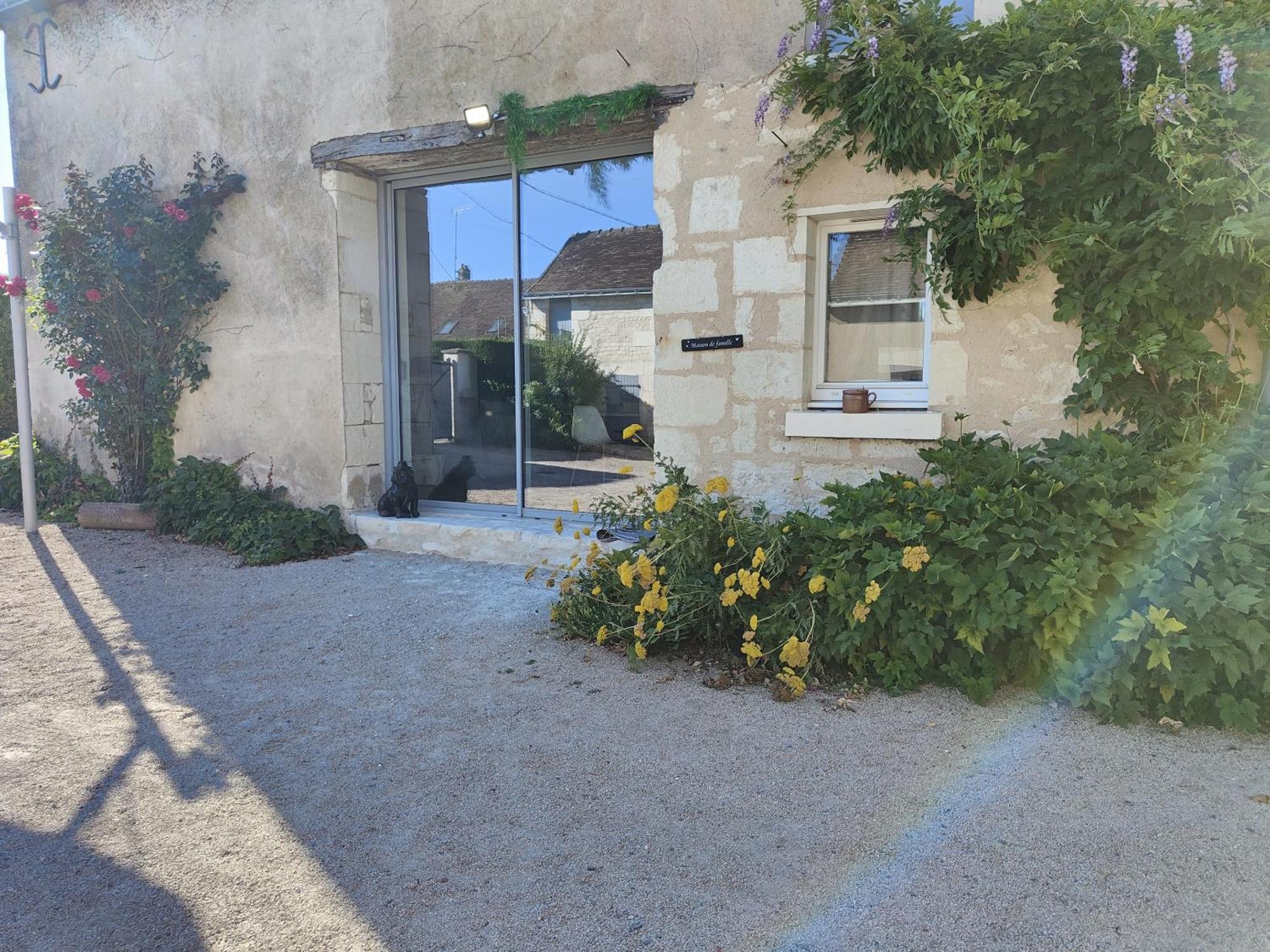 Gite Les Piraudieres Noyant-de-Touraine Exteriör bild