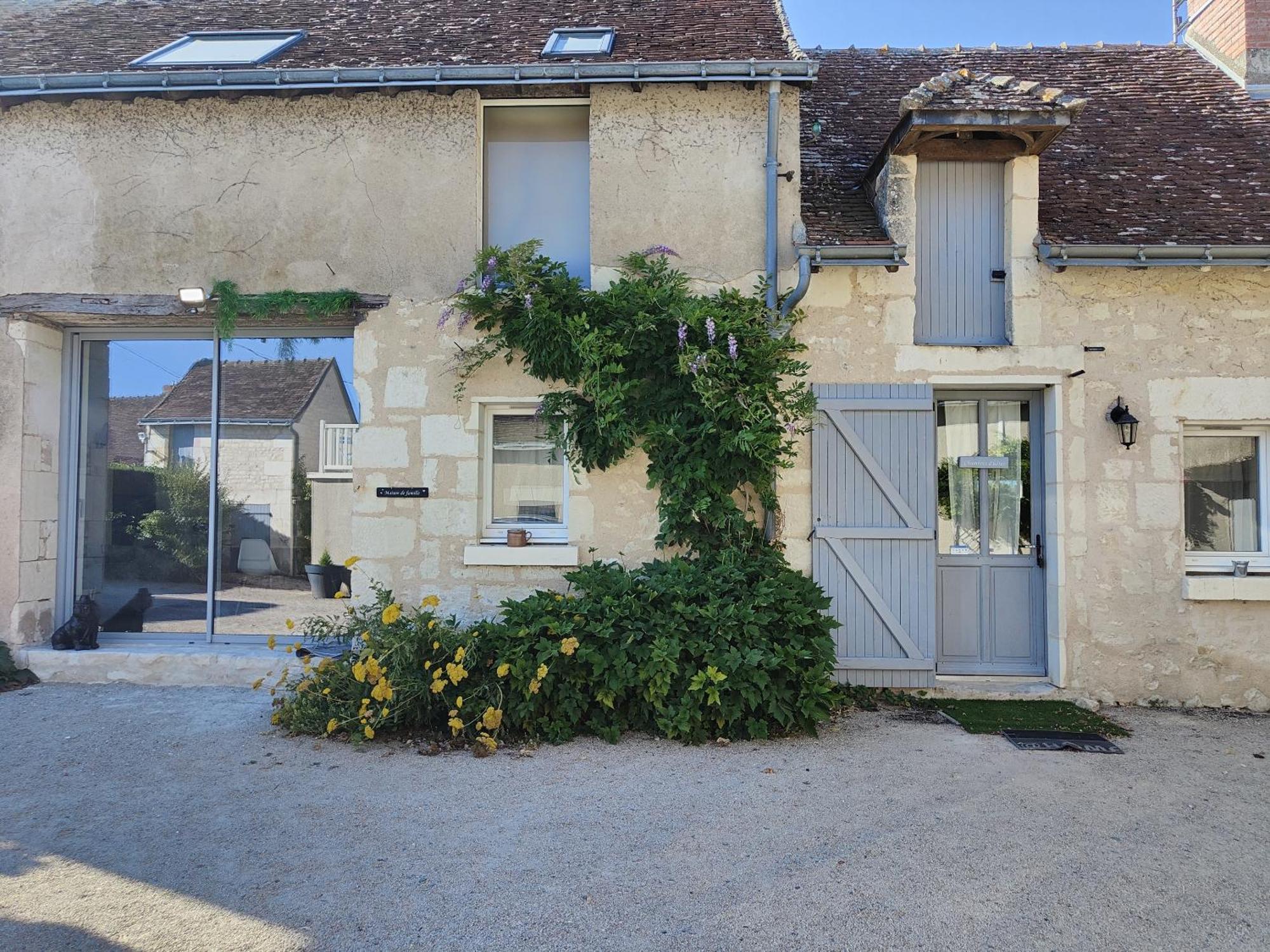 Gite Les Piraudieres Noyant-de-Touraine Exteriör bild