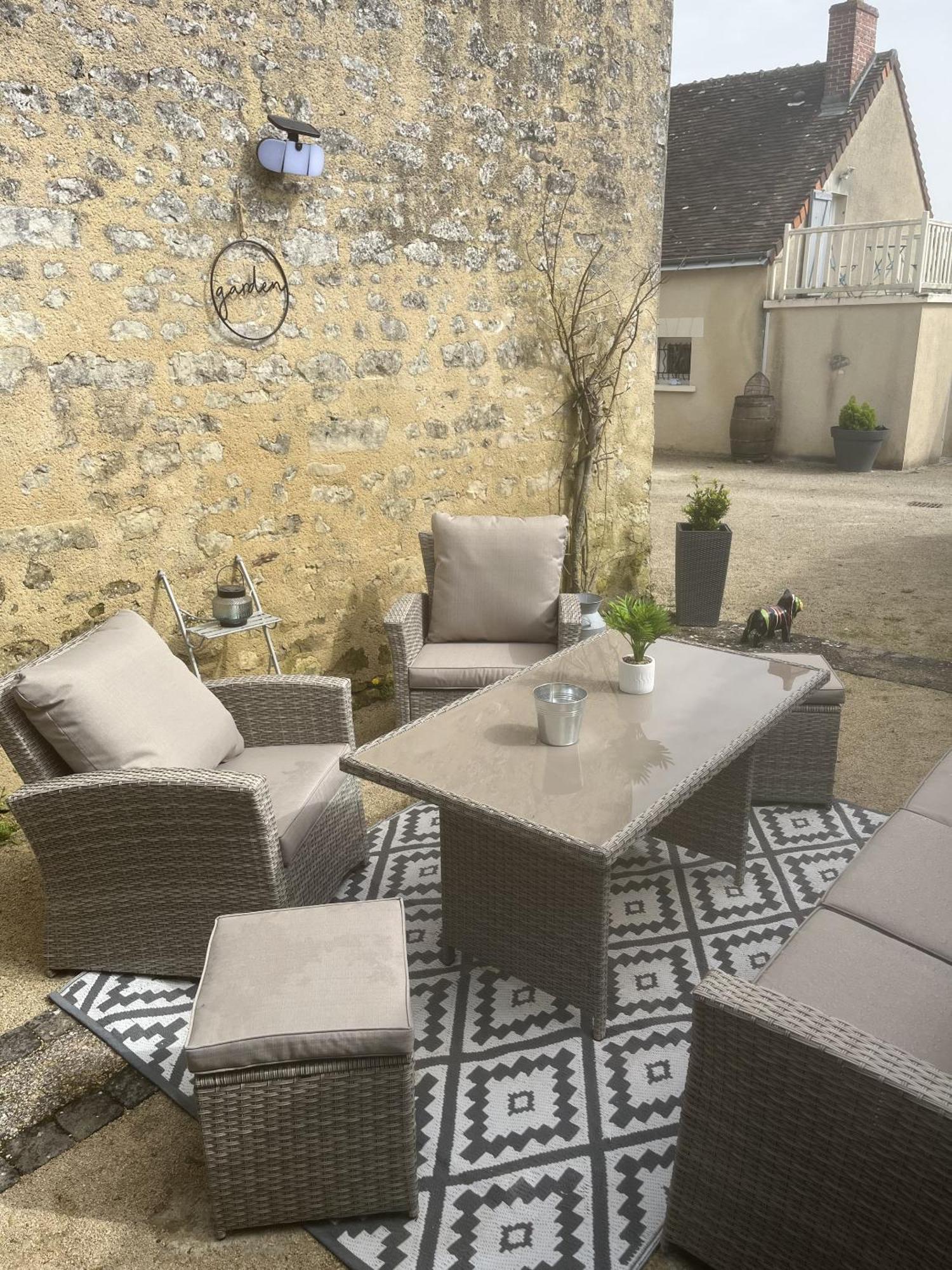 Gite Les Piraudieres Noyant-de-Touraine Exteriör bild